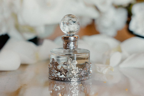 How to use concentrated perfume oils (Attar)